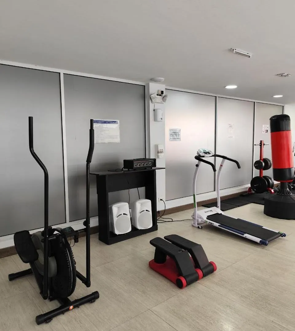 Penthouse Lujo, Parque La Carolina, Piscina, Parqueo 3 Habitaciones Quito 0*,